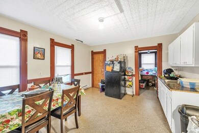 70 Alexander St, Springfield, MA 01107 - photo 7