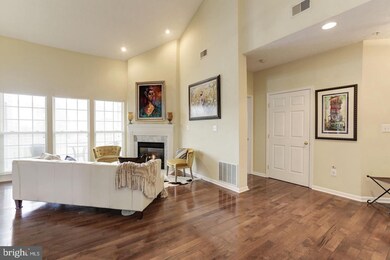 2504 Amber Orchard Ct W unit U302, Odenton, MD 21113 - photo 2