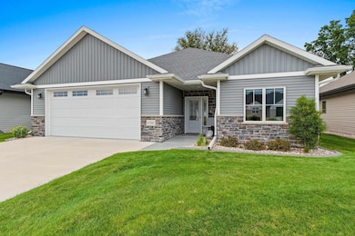 2592 Farmington Way unit 17, Suamico, WI 54313 - photo 4