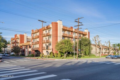 8710 Independence Ave unit 307, Canoga Park, CA 91304 - photo 6