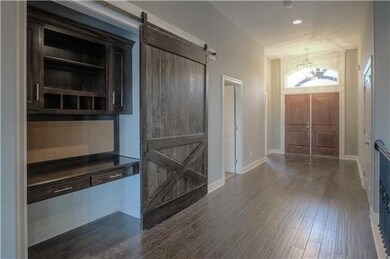 6827 Woodstock Ct, Shawnee, KS 66218 - photo 2