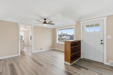 327 E Lacrosse Ave, Spokane, WA 99207 - photo 4