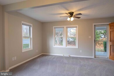 101 Stonewall Dr, Winchester, VA 22602 - photo 7