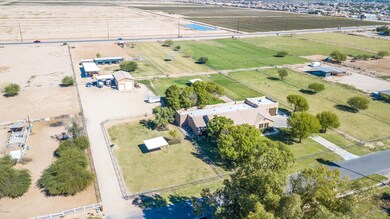 22904 E Munoz St, Queen Creek, AZ 85142 - photo 2