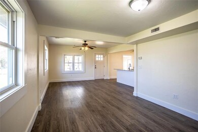 410 W Broadway St, Thomas, OK 73669 - photo 7