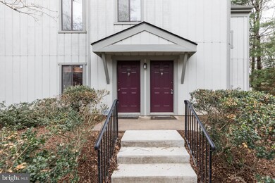 2202 Hunters Run Dr unit 2202, Reston, VA 20191 - photo 2