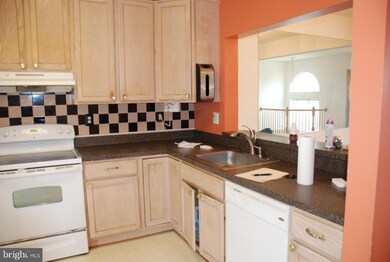 21245 Owls Nest Cir, Germantown, MD 20876 - photo 4