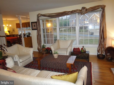 1908 Barbee St, McLean, VA 22101 - photo 4