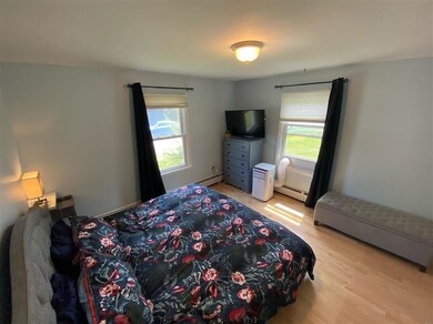 46 Crescent Rd, Manchester, NH 03103 - photo 7