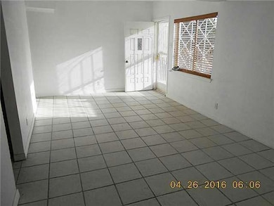 421 Gladys Ave, El Paso, TX 79915 - photo 4