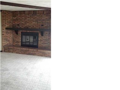 634 E Elnora St, Odon, IN 47562 - photo 7