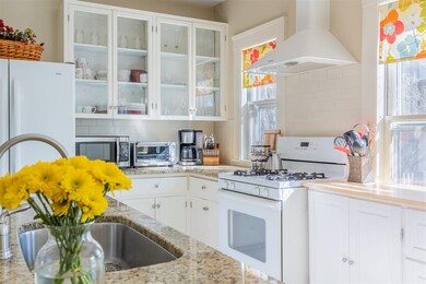 13 Highland Ave, West Lebanon, NH 03784 - photo 5