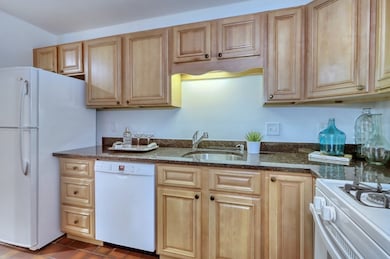 1 School St unit 105, Arlington, MA 02476 - photo 7