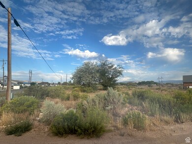3331 E 3500 S unit 4, Vernal, UT 84078 - photo 2