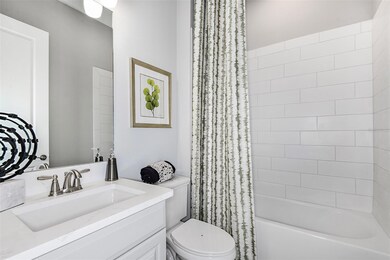 10113 Silent Night Ln, Sarasota, FL 34241 - photo 5