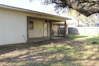 412 Granada Calle Ct, Granbury, TX 76049 - photo 6