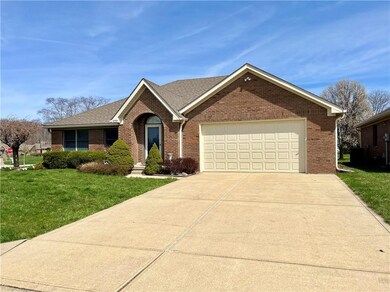5799 Kensington Cir, Plainfield, IN 46168 - photo 2