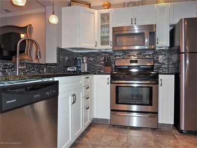 27 Phoenix Ct, Tinton Falls, NJ 07712 - photo 2