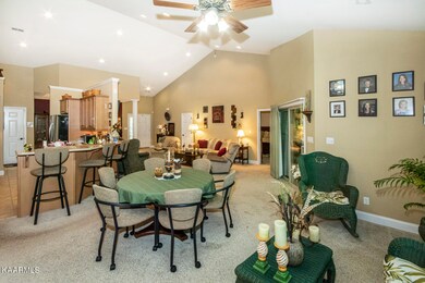 Informal Dining Are & Breakfast Bar!