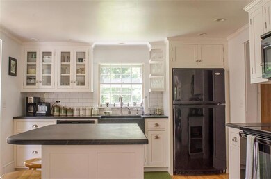 98 Bow St, Freeport, ME 04032 - photo 5