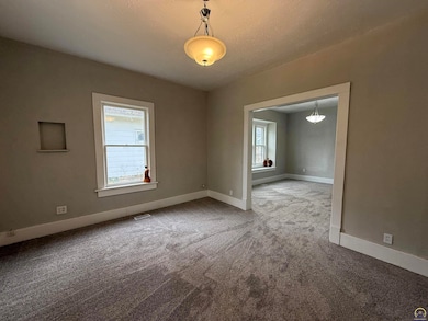 1115 SW Woodward Ave, Topeka, KS 66604 - photo 7