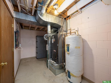 2221 S 51st St unit 10, Omaha, NE 68106 - photo 5