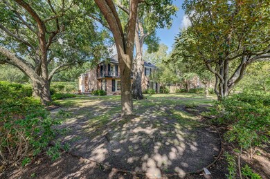 2900 Chevy Chase Dr, Houston, TX 77019 - photo 3