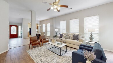 6119 Lynwood Banks Ln, Houston, TX 77092 - photo 2