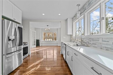 1149 Narragansett Blvd, Cranston, RI 02905 - photo 3