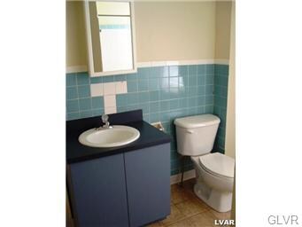 218 N Madison St unit 3rd F, Allentown, PA 18102 - photo 5