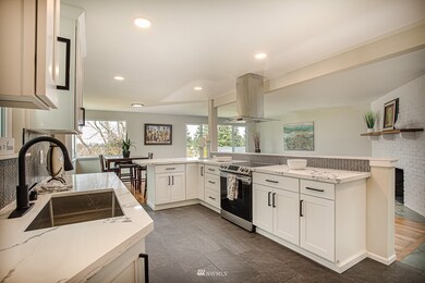 8413 42nd St W, University Place, WA 98466 - photo 7