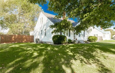 82 Park Dr, Scottsburg, IN 47170 - photo 3