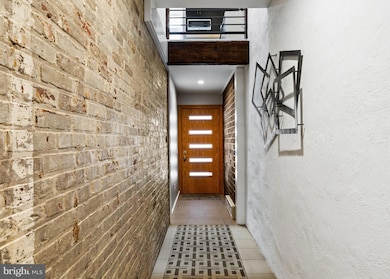 2030 Ranstead St, Philadelphia, PA 19103 - photo 4