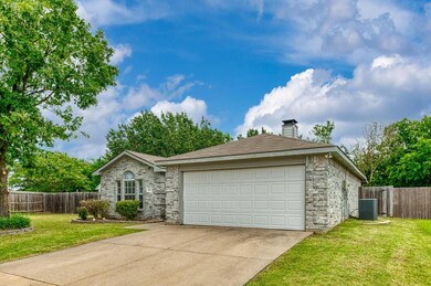 1001 Caddo Lake Dr, Wylie, TX 75098 - photo 2