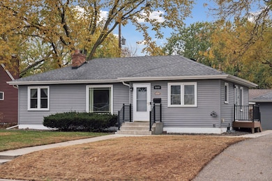 4649 Xenia Ave N, Minneapolis, MN 55422 - photo 3