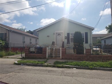 22 Halton St, Providence, RI 02907 - photo 3