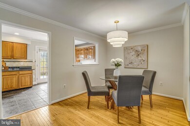 9391 Peter Roy Ct, Burke, VA 22015 - photo 6