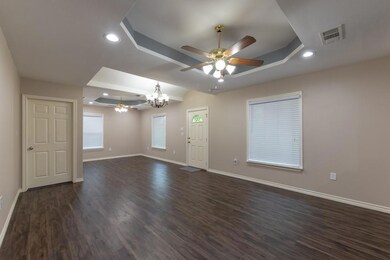 1237 Clarice St, Grand Prairie, TX 75051 - photo 4