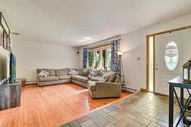 1739 Seidersville Rd, Bethlehem, PA 18015 - photo 7