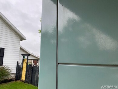 All Enameled Steel Construction