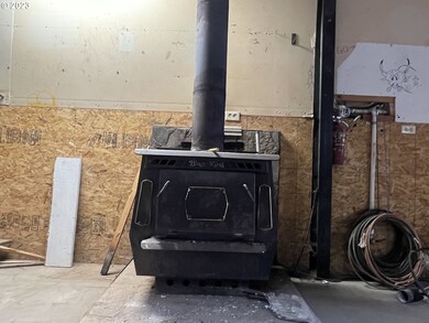 410 W 4th St, Prairie City, OR 97869 - photo 5