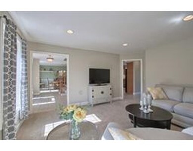 10 Silverbrook Rd, Salem, NH 03079 - photo 5