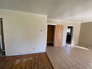 908 W Arch St, Portland, IN 47371 - photo 7