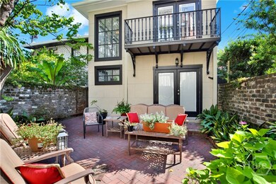 117 E Jones St unit Upper Carriage House, Savannah, GA 31401 - photo 7