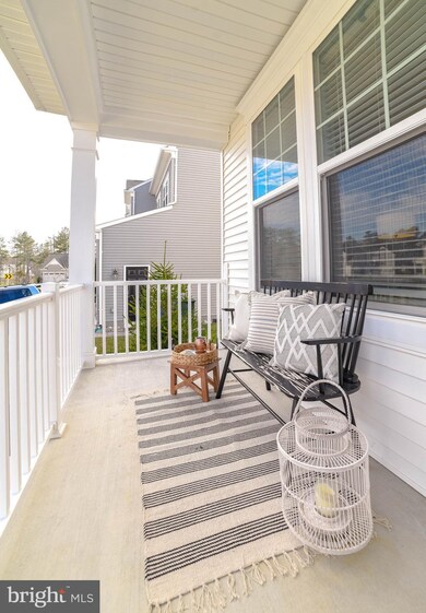 23501 Lilliflora Dr, California, MD 20619 - photo 6