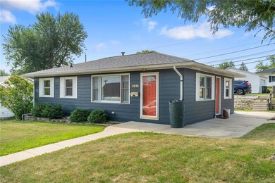 3515 Dennis Dr NW, Cedar Rapids, IA 52405 - photo 2