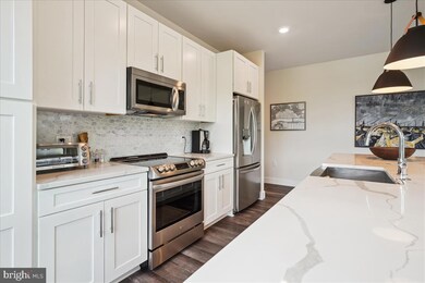The Bexley Condominiums unit 412, McLean, VA 22102 - photo 5