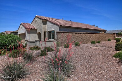 2419 N Hidden Canyon Dr-large-002-041-Co