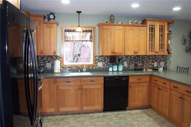 419 Fagstad St, Menomonie, WI 54751 - photo 5