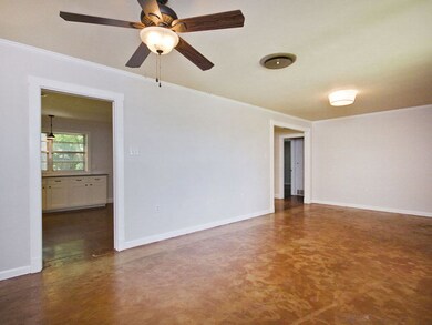 1220 Chestnut St, San Marcos, TX 78666 - photo 6